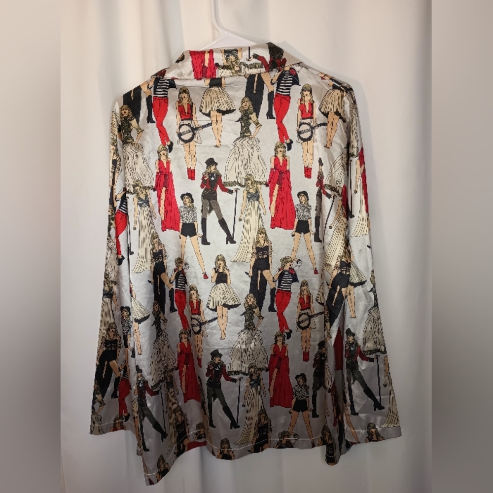 Taylor Swift Red Eras Button Up Satin Top Medium Taylors Version Graphic Swiftie - Picture 6 of 10